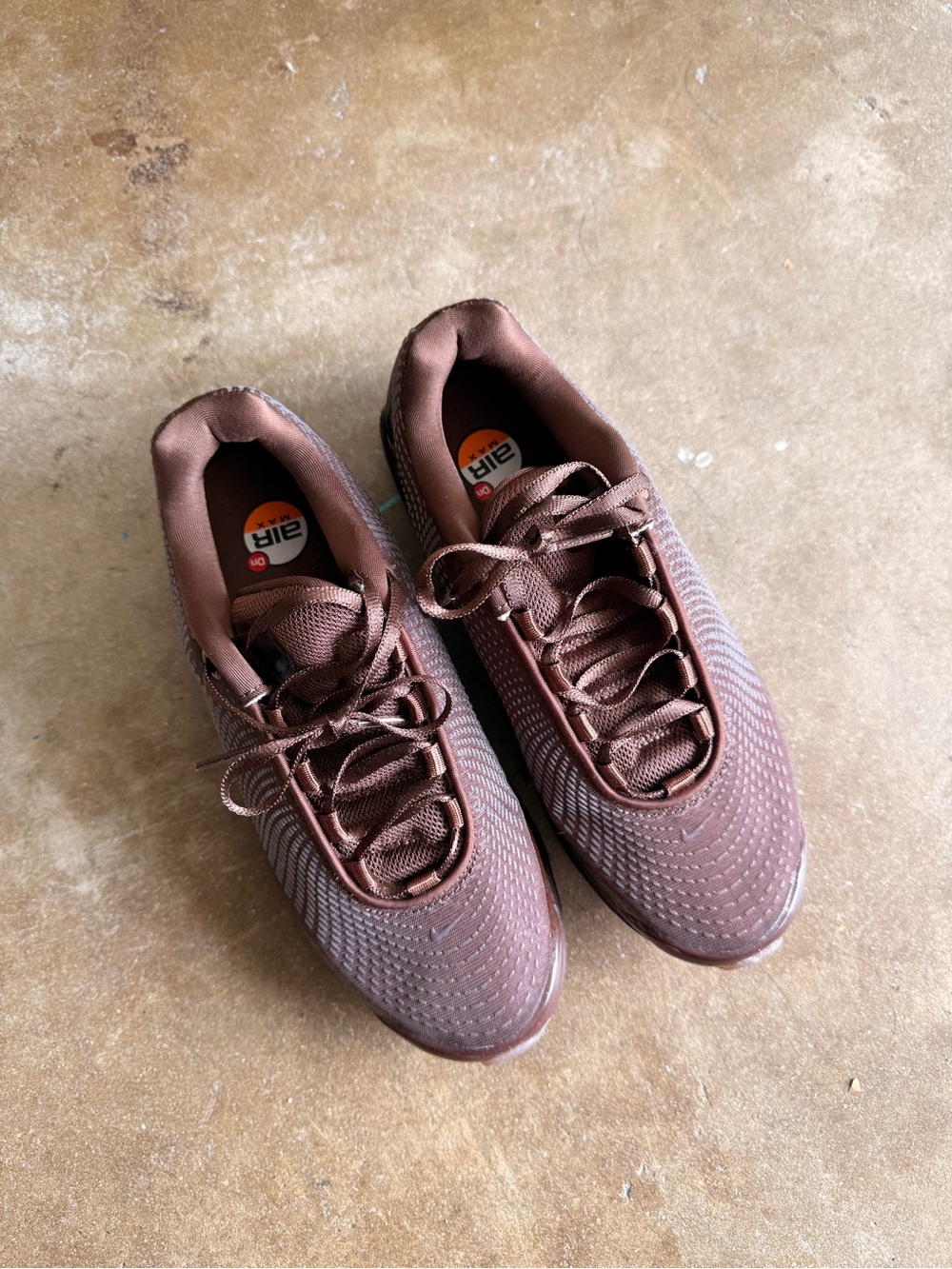Nike Air Max DN Chocolate Sneakers